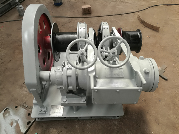 12.5KN Electric Combined Windlass Winch Finished.jpg